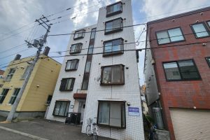 🏢【投資家必見】札幌・白石区の高利回り物件！ビッグバーンズマンション本郷をご紹介✨